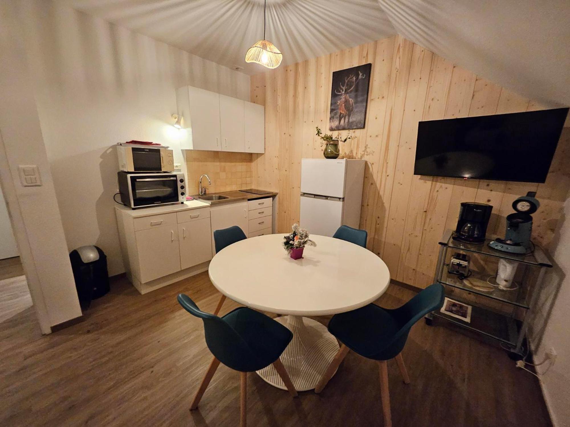 Gite Eglantine 2 A 6 Personnes Avec Spa Et Salle De Jeux Dans La Residence Ventron Dış mekan fotoğraf